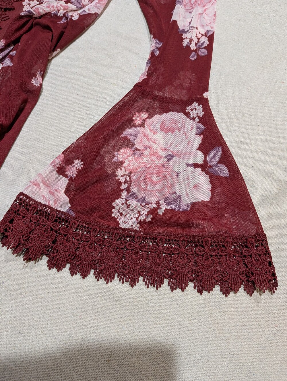 Floral Lace Trim Burgundy Sheer Kimono - Picture 3 of 6